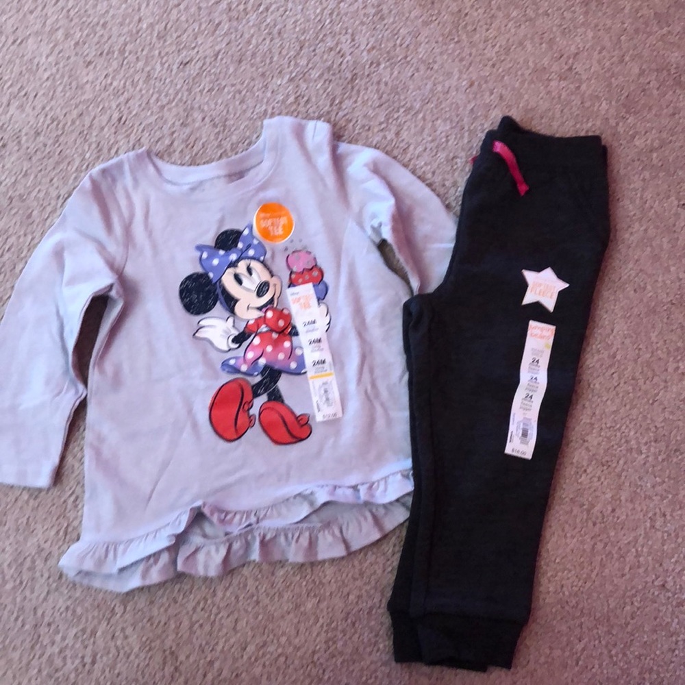 Jumping Beans top and fleece jogger pants